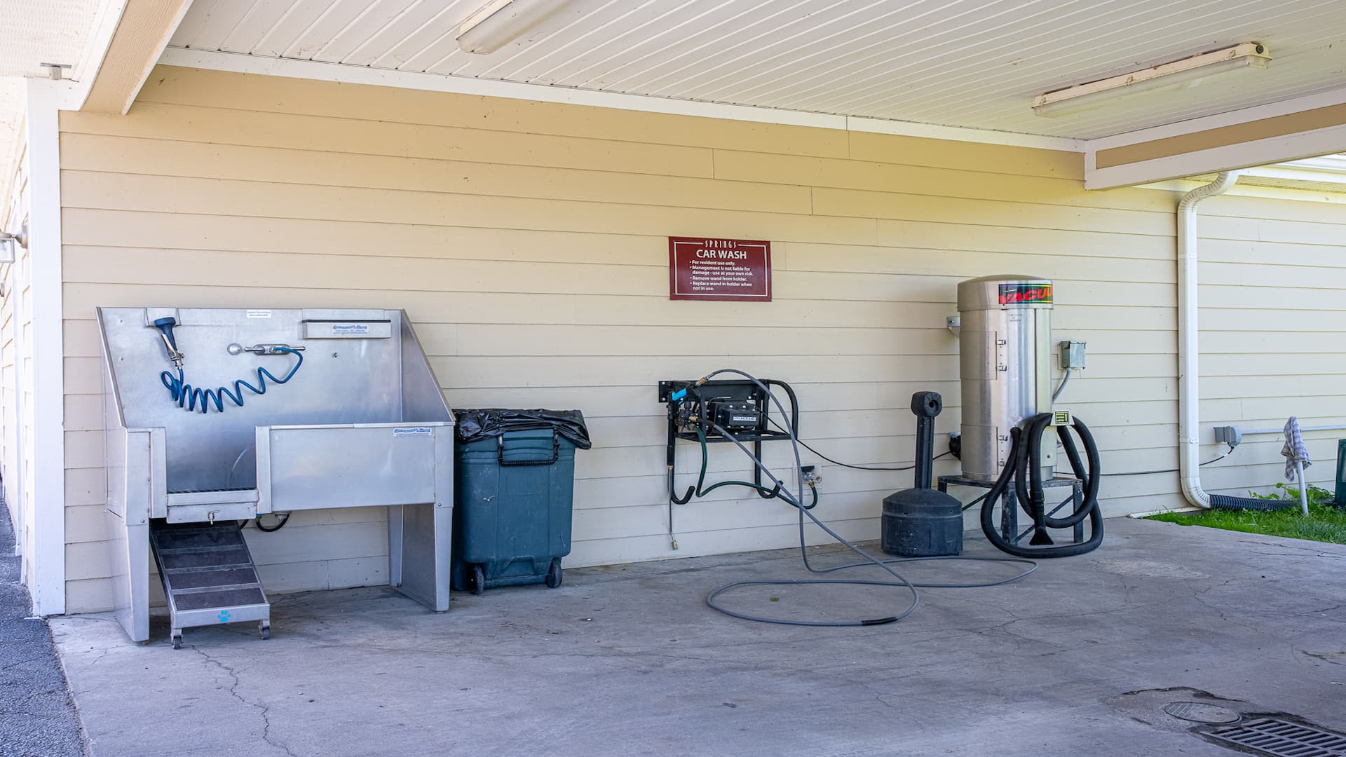 Photos of Springs at Bettendorf in Bettendorf, IA